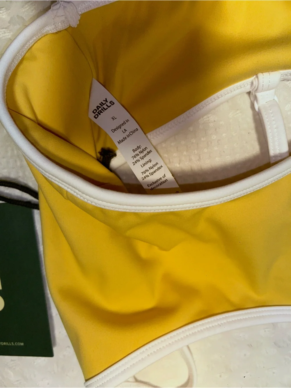 Daily Drills Go! Stretch Bra - White + Sunny Yellow Size XL NWT